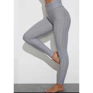 NWT Anti Cellulite Booty Lifting Leggings